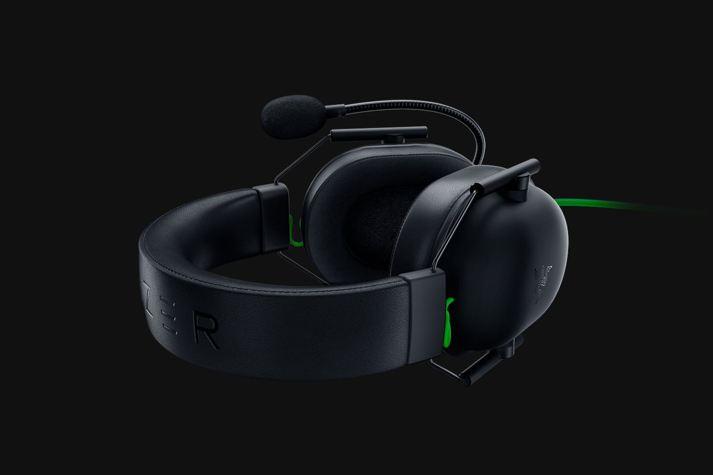 Black gaming headset with Razer logo on a black background