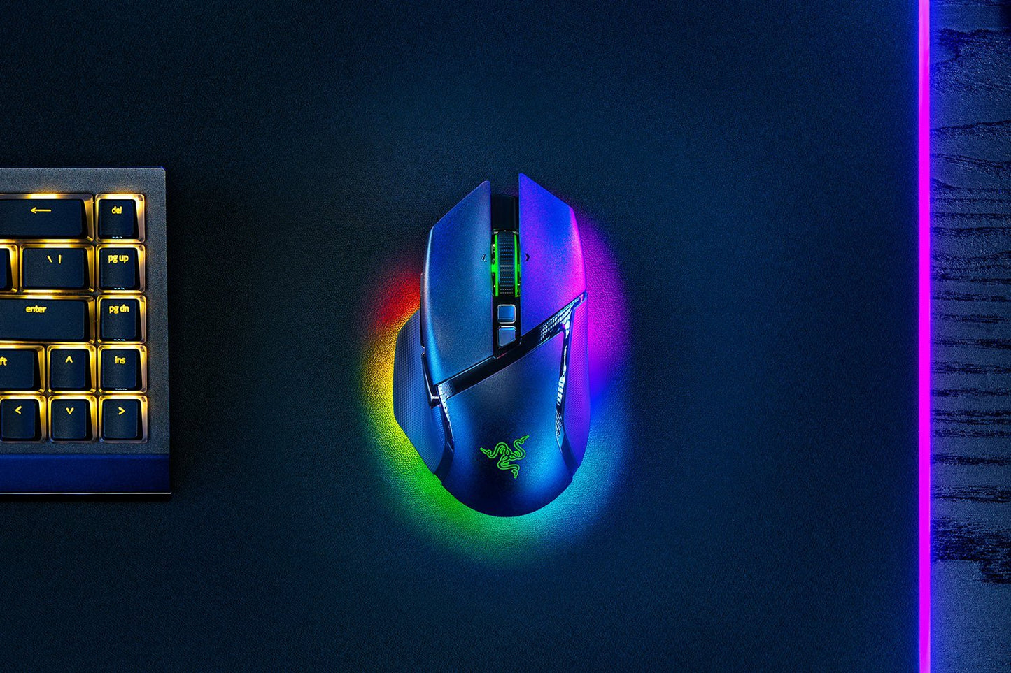 Razer Basilisk V3 Pro + Wireless Charging Puck Bundle - RGB Nest