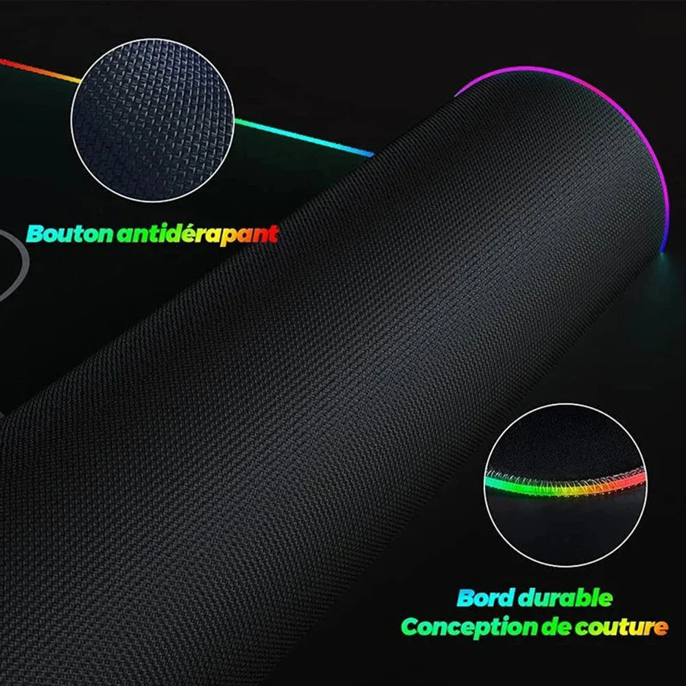 Black ergonomic mouse pad with text highlighting features on a dark background