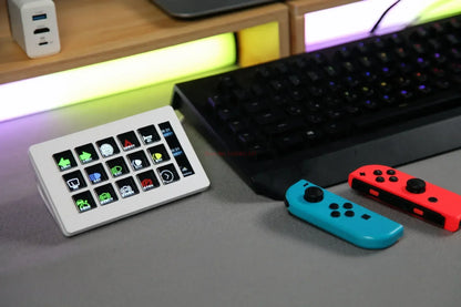 Stream Deck 15-Key Multi-OS Stream Deck - RGB Nest
